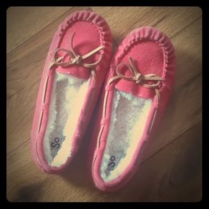 SO moccasin slippers
